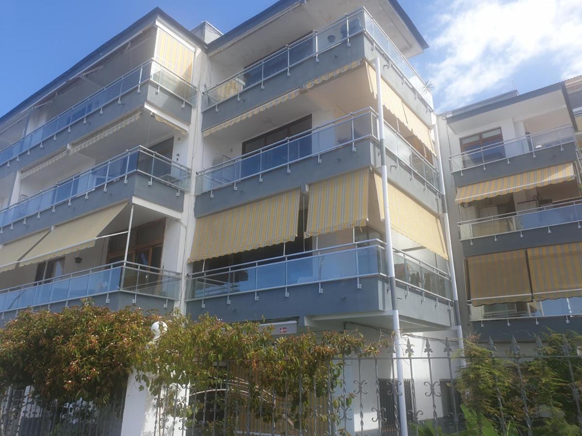 Chitamar Apartment Arona  Luaran gambar